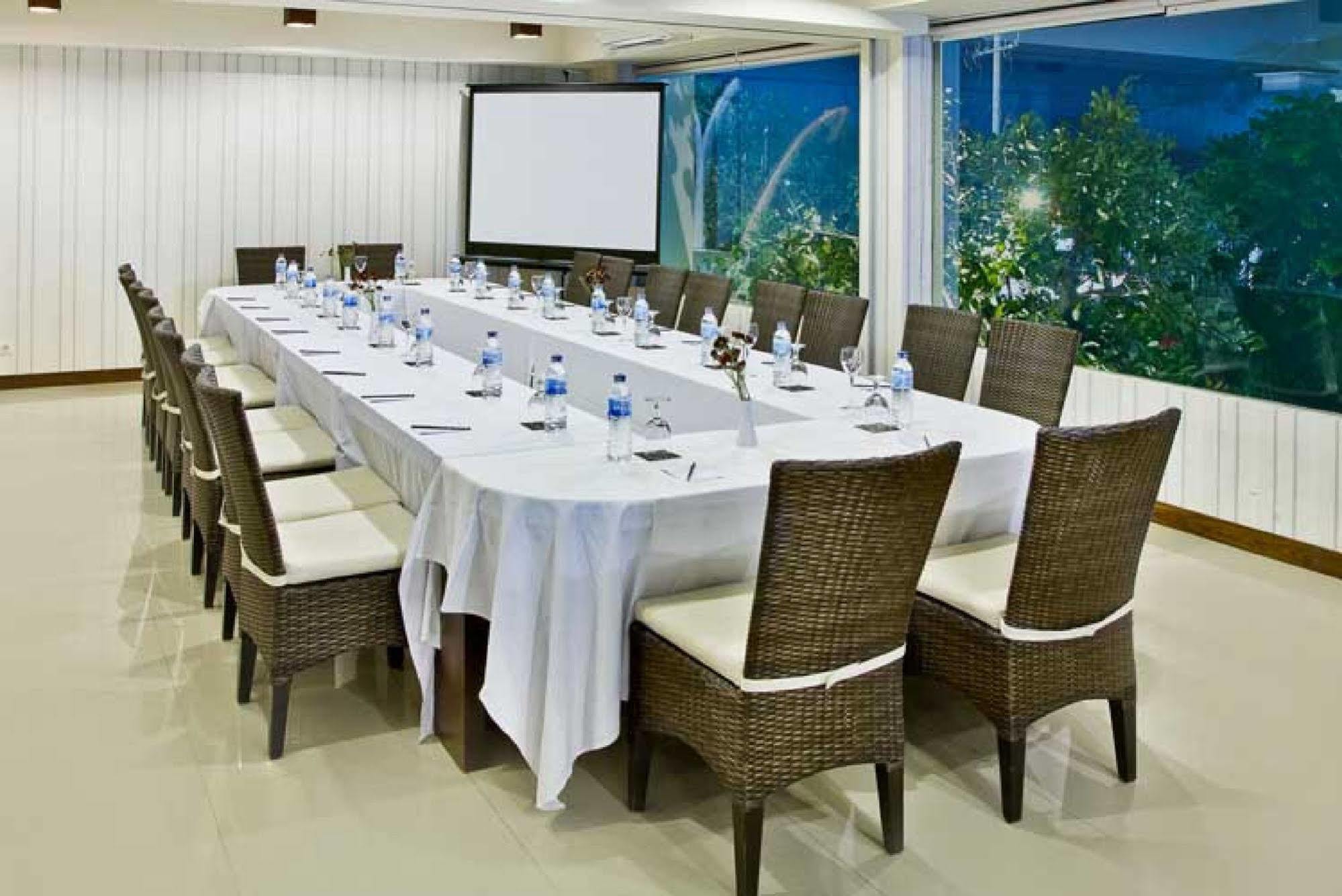 Bloo Bali Hotel Kuta Lombok Εξωτερικό φωτογραφία